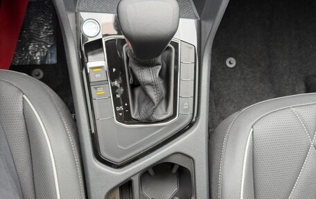 Volkswagen Tiguan II, 2023 год, 2 570 000 рублей, 10 фотография