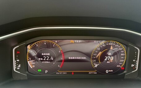 Volkswagen Tiguan II, 2023 год, 2 570 000 рублей, 12 фотография