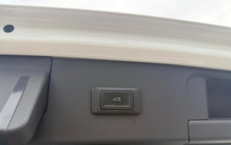 Volkswagen Tiguan II, 2023 год, 2 570 000 рублей, 24 фотография