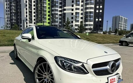 Mercedes-Benz C-Класс, 2016 год, 1 880 000 рублей, 2 фотография