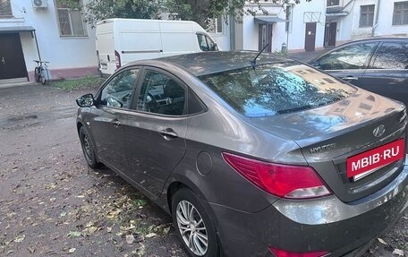 Hyundai Solaris II рестайлинг, 2015 год, 1 180 000 рублей, 4 фотография