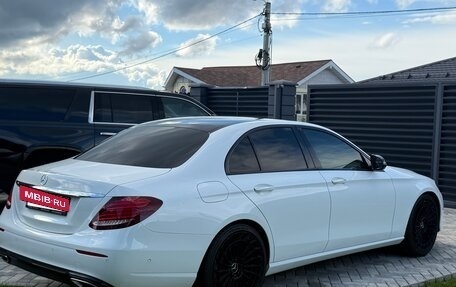 Mercedes-Benz E-Класс, 2016 год, 3 200 000 рублей, 4 фотография