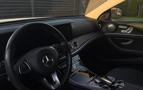 Mercedes-Benz E-Класс, 2016 год, 3 200 000 рублей, 16 фотография