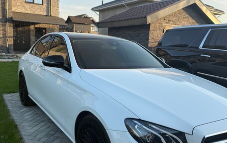 Mercedes-Benz E-Класс, 2016 год, 3 200 000 рублей, 11 фотография