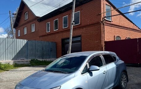 Opel Astra J, 2011 год, 530 000 рублей, 5 фотография