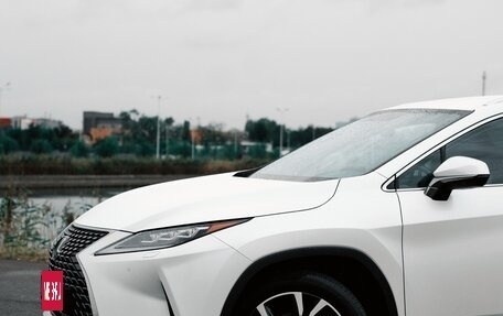 Lexus RX IV рестайлинг, 2021 год, 5 600 000 рублей, 6 фотография