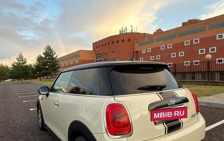 MINI Hatch, 2018 год, 1 590 000 рублей, 5 фотография