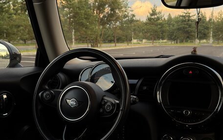 MINI Hatch, 2018 год, 1 590 000 рублей, 6 фотография