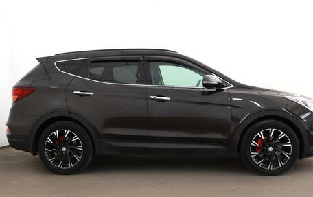 Hyundai Santa Fe III рестайлинг, 2016 год, 2 099 000 рублей, 4 фотография