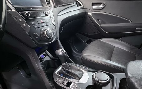Hyundai Santa Fe III рестайлинг, 2016 год, 2 099 000 рублей, 24 фотография