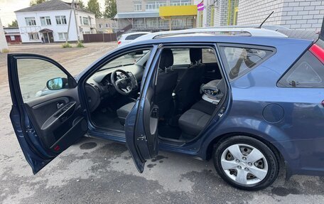 KIA cee'd I рестайлинг, 2011 год, 647 000 рублей, 15 фотография