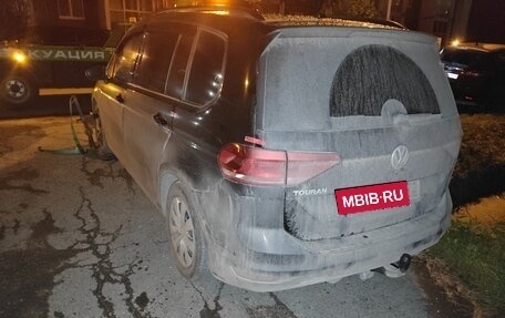 Volkswagen Touran III, 2019 год, 1 496 000 рублей, 8 фотография