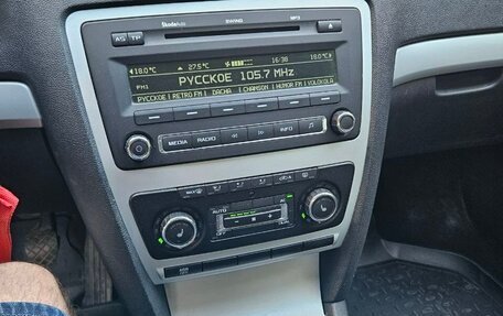 Skoda Octavia, 2010 год, 850 000 рублей, 13 фотография