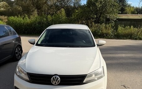 Volkswagen Jetta VI, 2016 год, 950 000 рублей, 1 фотография