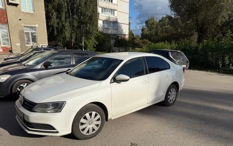 Volkswagen Jetta VI, 2016 год, 950 000 рублей, 2 фотография