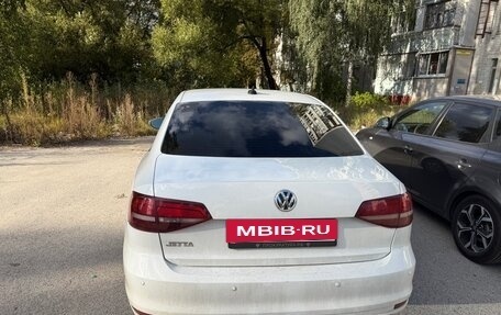 Volkswagen Jetta VI, 2016 год, 950 000 рублей, 3 фотография