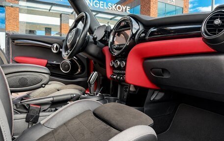 MINI Hatch, 2021 год, 3 900 000 рублей, 10 фотография