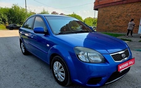 KIA Rio II, 2011 год, 615 000 рублей, 3 фотография