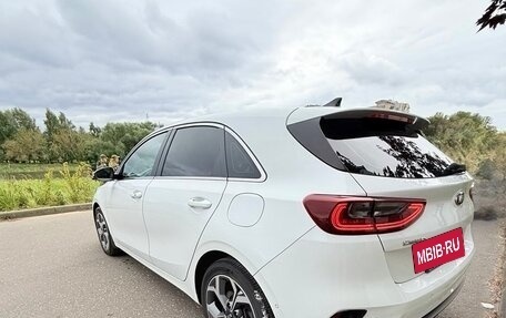 KIA cee'd III, 2019 год, 1 900 000 рублей, 5 фотография