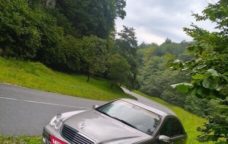 Mercedes-Benz C-Класс, 2004 год, 570 000 рублей, 2 фотография