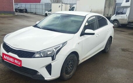 KIA Rio IV, 2021 год, 1 104 150 рублей, 2 фотография
