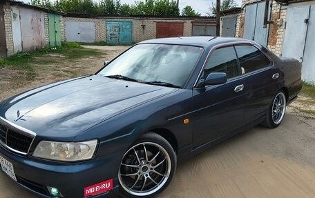 Nissan Laurel VIII, 2001 год, 590 000 рублей, 5 фотография