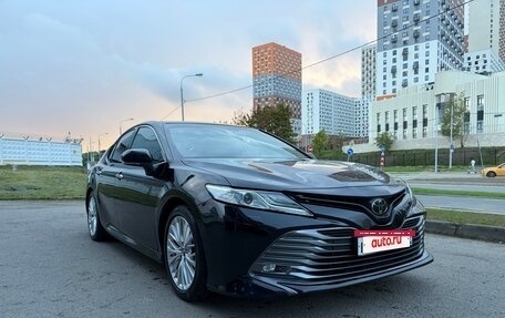 Toyota Camry, 2019 год, 2 890 000 рублей, 2 фотография