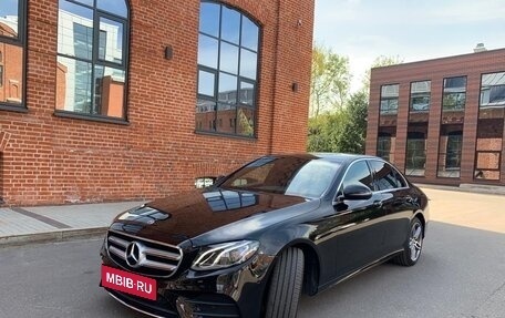 Mercedes-Benz E-Класс, 2020 год, 4 150 000 рублей, 10 фотография