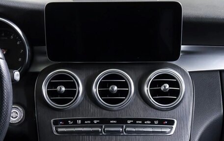 Mercedes-Benz C-Класс, 2018 год, 3 350 000 рублей, 14 фотография