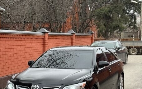 Toyota Camry, 2010 год, 850 000 рублей, 3 фотография