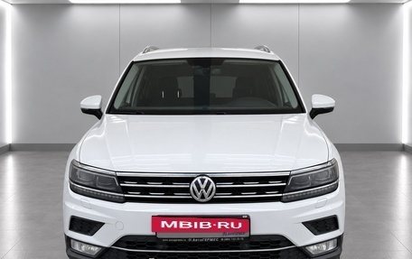 Volkswagen Tiguan II, 2017 год, 2 530 000 рублей, 2 фотография