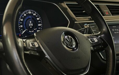 Volkswagen Tiguan II, 2017 год, 2 530 000 рублей, 13 фотография