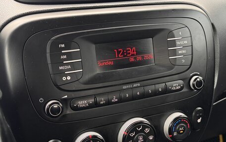 KIA Soul II рестайлинг, 2014 год, 1 060 000 рублей, 13 фотография