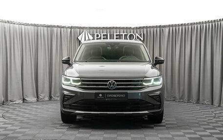 Volkswagen Tiguan II, 2021 год, 3 050 000 рублей, 3 фотография
