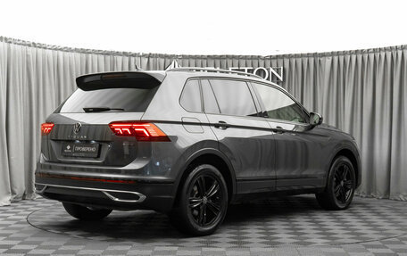 Volkswagen Tiguan II, 2021 год, 3 050 000 рублей, 5 фотография