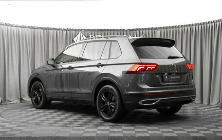 Volkswagen Tiguan II, 2021 год, 3 050 000 рублей, 4 фотография