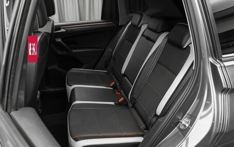 Volkswagen Tiguan II, 2021 год, 3 050 000 рублей, 13 фотография