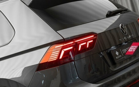 Volkswagen Tiguan II, 2021 год, 3 050 000 рублей, 26 фотография