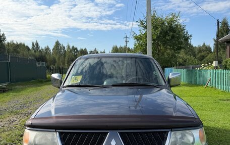 Mitsubishi Pajero Sport II рестайлинг, 2005 год, 1 350 000 рублей, 4 фотография