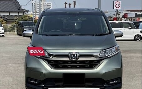 Honda Freed II, 2023 год, 1 298 000 рублей, 2 фотография