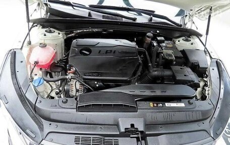 KIA K5, 2023 год, 2 185 000 рублей, 18 фотография