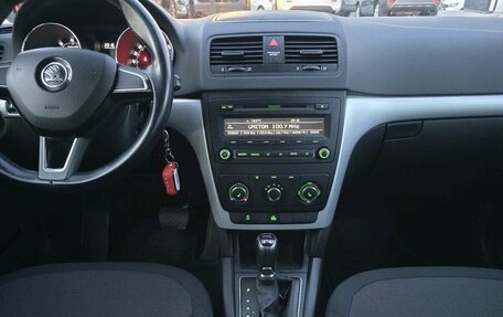 Skoda Yeti I рестайлинг, 2014 год, 1 239 000 рублей, 23 фотография
