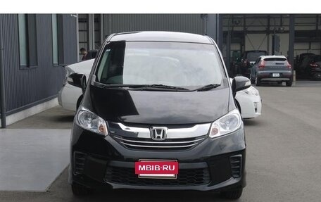Honda Freed I, 2016 год, 1 050 000 рублей, 2 фотография