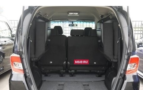 Honda Freed I, 2016 год, 1 050 000 рублей, 19 фотография