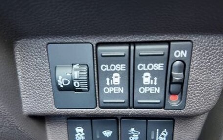 Honda Freed II, 2018 год, 1 241 000 рублей, 14 фотография
