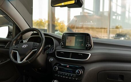 Hyundai Tucson III, 2018 год, 2 350 000 рублей, 10 фотография