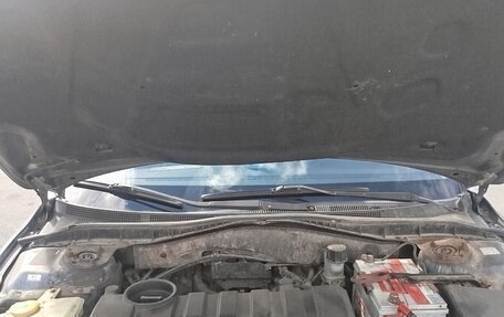 Mazda 6, 2004 год, 450 000 рублей, 2 фотография