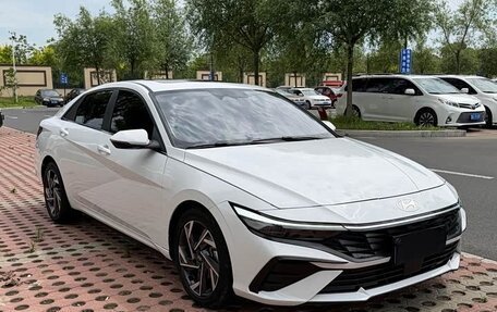 Hyundai Elantra, 2023 год, 1 270 000 рублей, 3 фотография