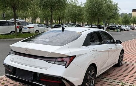 Hyundai Elantra, 2023 год, 1 270 000 рублей, 6 фотография