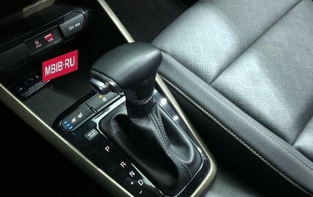KIA Stonic, 2018 год, 1 300 000 рублей, 13 фотография